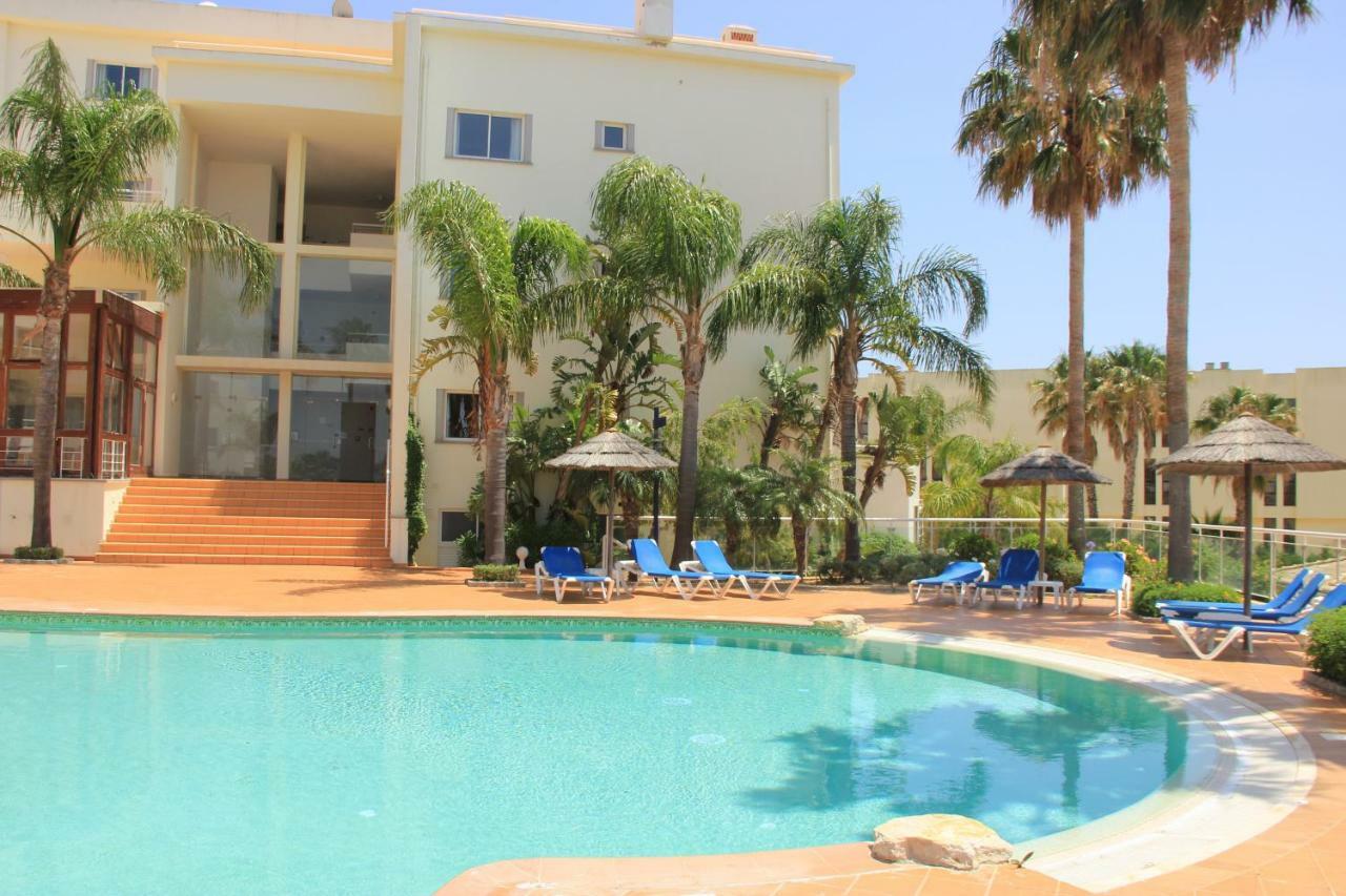Apartment Vila Mos In Porto Mos Beach Lagos Exterior foto